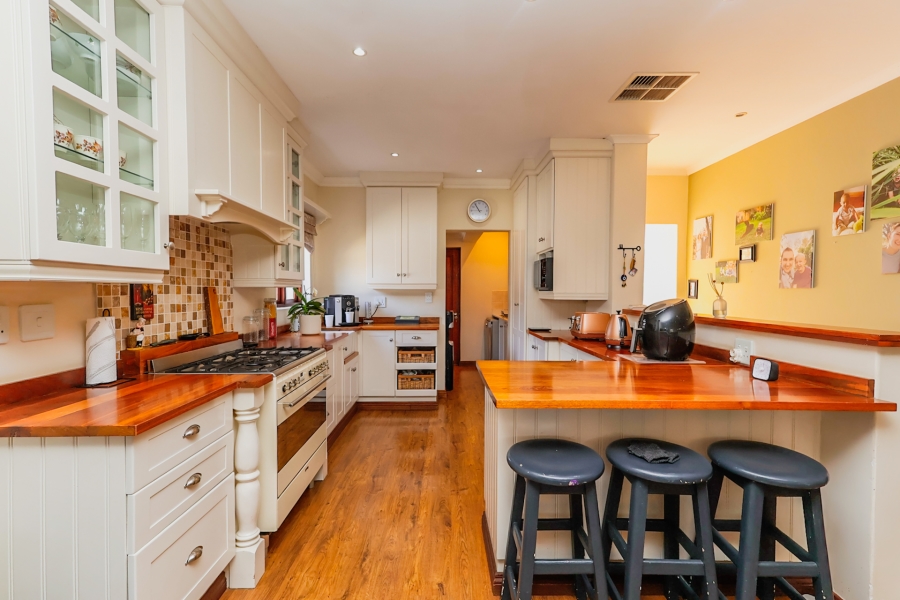 4 Bedroom Property for Sale in The Coves North West